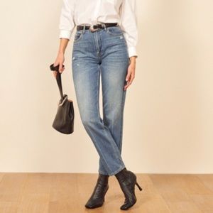 Reformation Brooklyn Relaxed Tapered Jean. Size 28